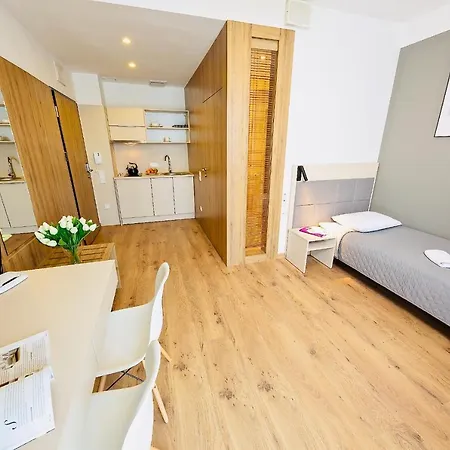 Wolska I Apartman *